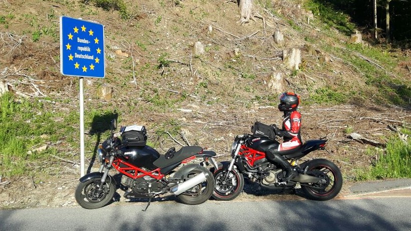 BikerSkylla on the&nbsp;road